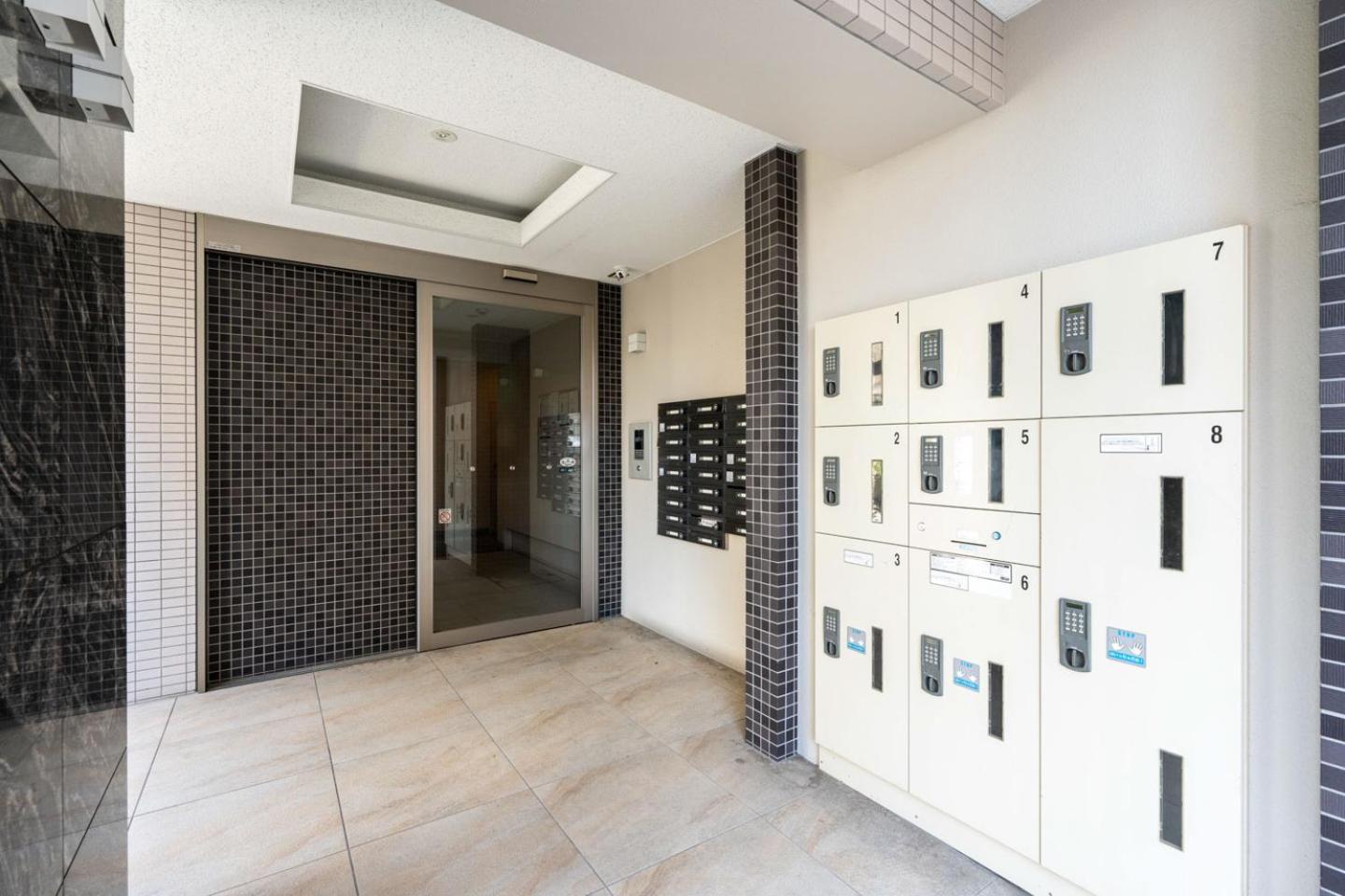 Appartamento Crest Court Kagurazaka Tokyo Esterno foto